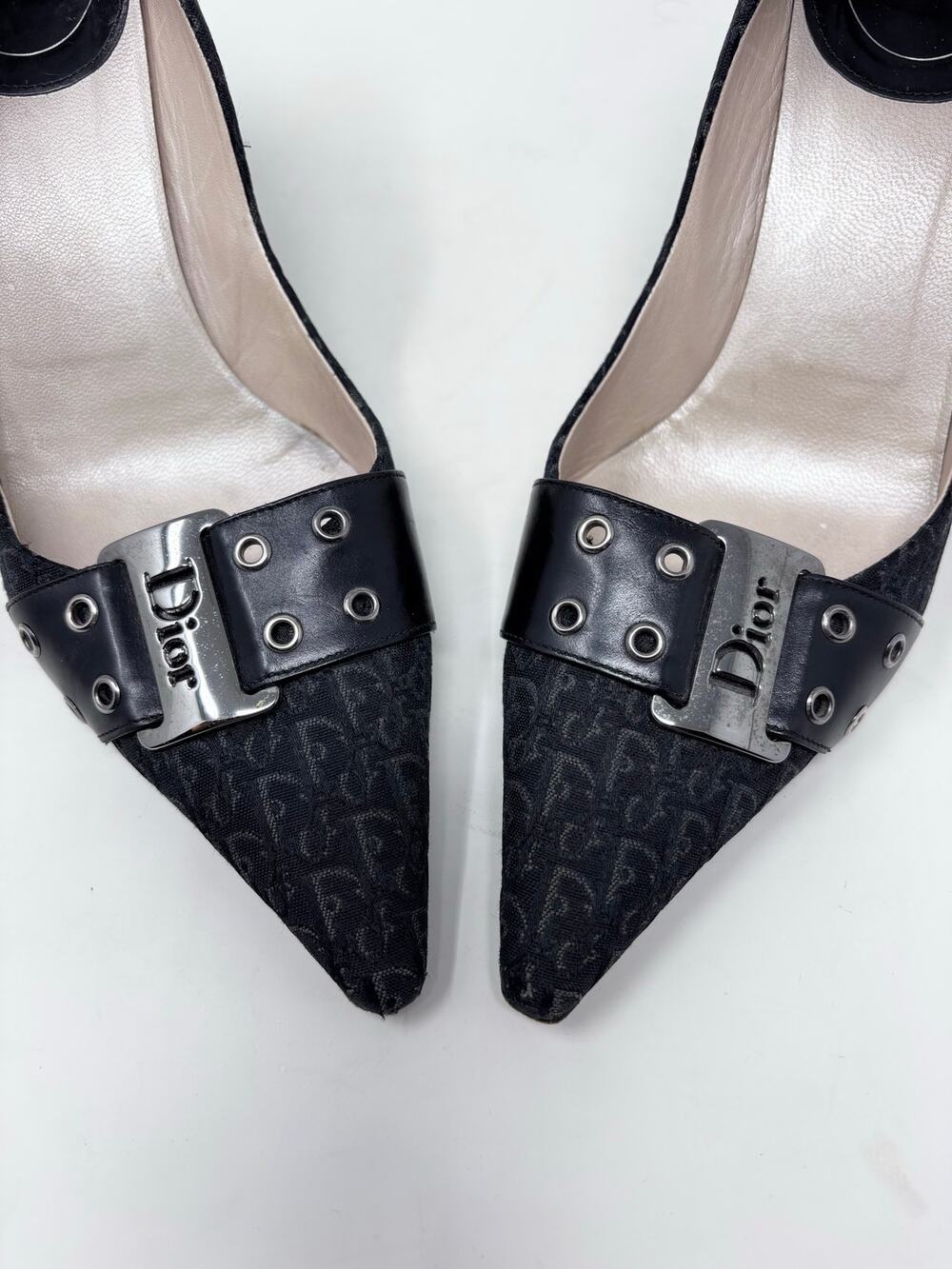 Vintage Dior Black Canvas Trotter Oblique Pump Pointed Toe Logo Buckle size 40